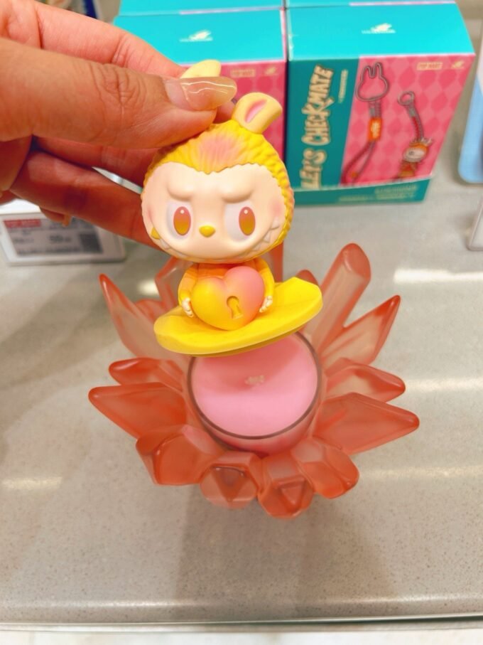 POP MART THE MONSTERS LABUBU CRYSTAL SCENTED CANDLE GIFT BOX NEW!