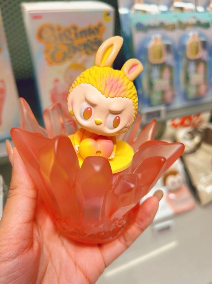 POP MART THE MONSTERS LABUBU CRYSTAL SCENTED CANDLE GIFT BOX NEW!