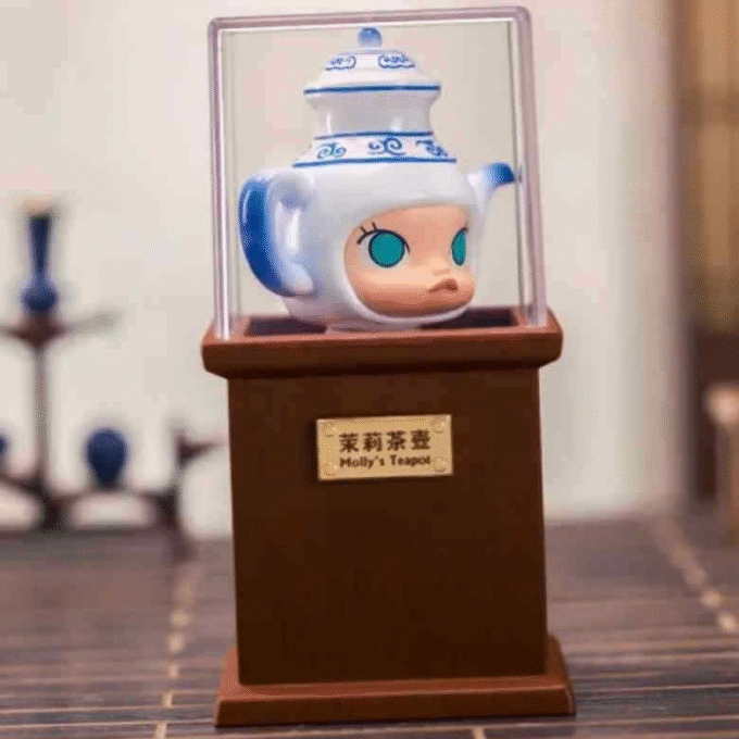POP MART Molly Imaginary Wandering Series Confirmed Blind Box Figure Art Toys